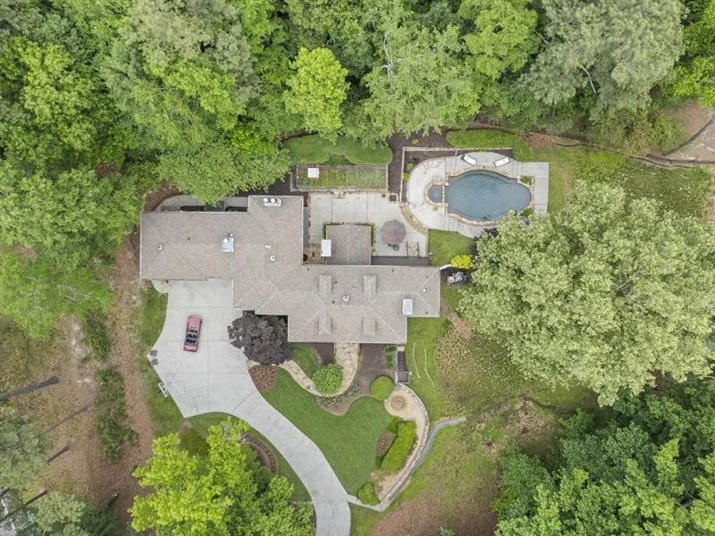 4575 Garmon Road, Sandy Springs, Georgia 30327, 6 Bedrooms Bedrooms, ,6 BathroomsBathrooms,Residential,Sold,4575 Garmon Road,7459016