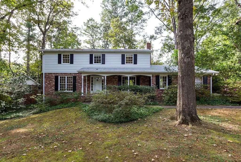 95 Whispering Way, Sandy Springs, Georgia 30328, 4 Bedrooms Bedrooms, ,2 BathroomsBathrooms,Residential,Sold,95 Whispering Way,6091168