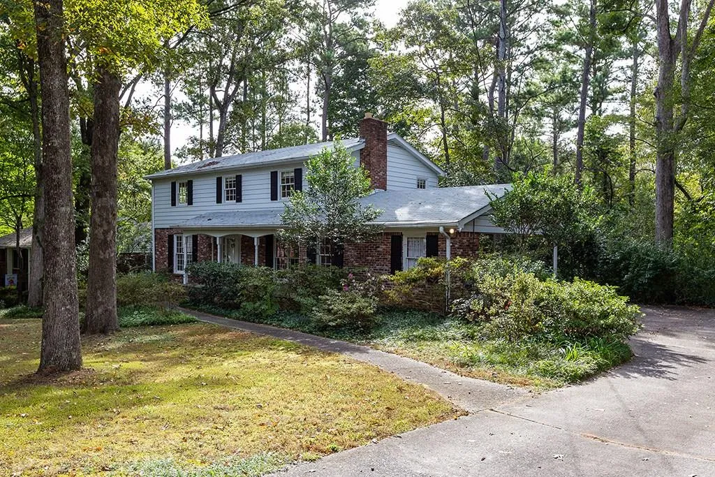 95 Whispering Way, Sandy Springs, Georgia 30328, 4 Bedrooms Bedrooms, ,2 BathroomsBathrooms,Residential,Sold,95 Whispering Way,6091168