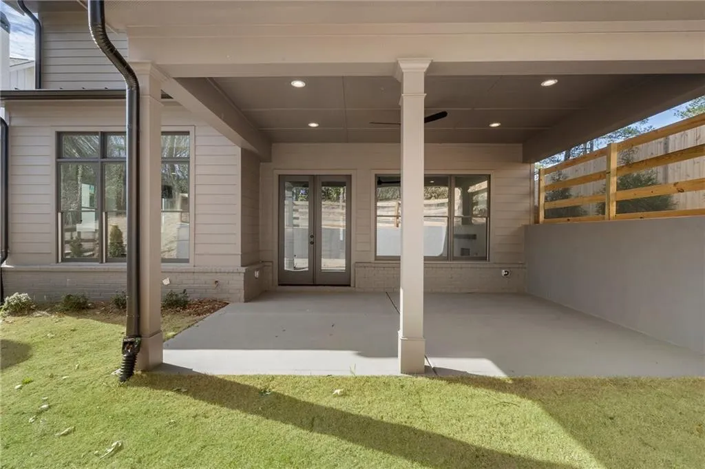 262 Green Hill Road Ne, Sandy Springs, Georgia 30342, 4 Bedrooms Bedrooms, ,3 BathroomsBathrooms,Residential,Sold,262 Green Hill Road Ne,7534064
