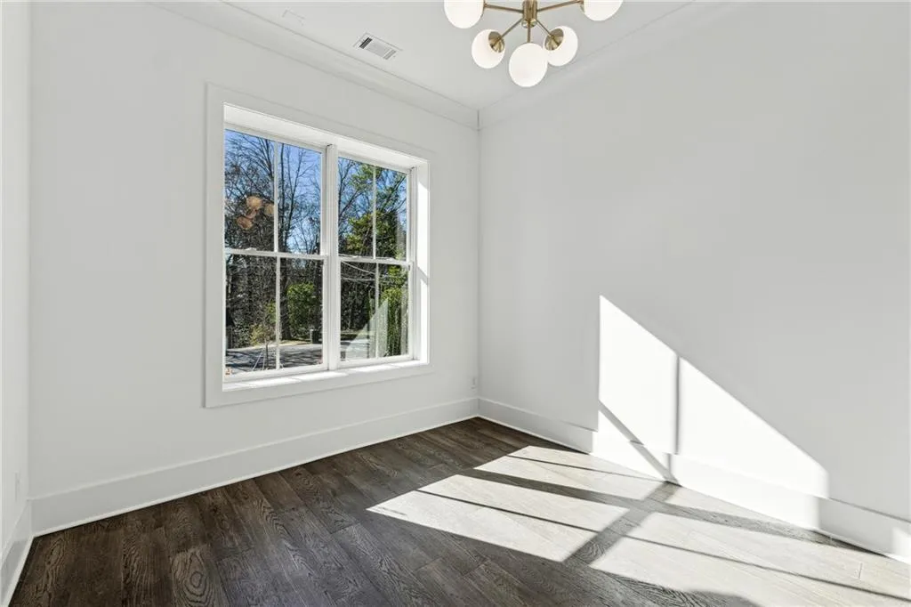 262 Green Hill Road Ne, Sandy Springs, Georgia 30342, 4 Bedrooms Bedrooms, ,3 BathroomsBathrooms,Residential,Sold,262 Green Hill Road Ne,7534064
