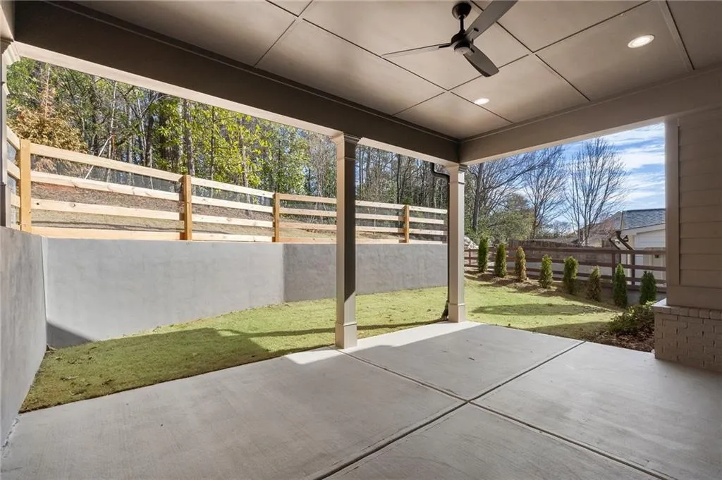 262 Green Hill Road Ne, Sandy Springs, Georgia 30342, 4 Bedrooms Bedrooms, ,3 BathroomsBathrooms,Residential,Sold,262 Green Hill Road Ne,7534064
