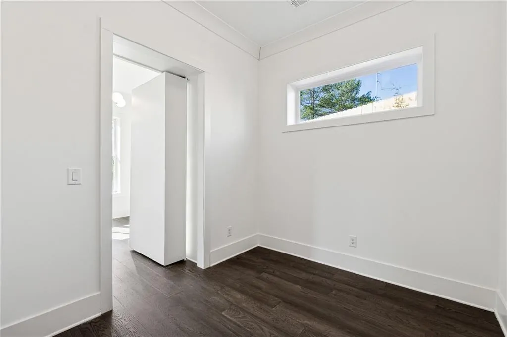 262 Green Hill Road Ne, Sandy Springs, Georgia 30342, 4 Bedrooms Bedrooms, ,3 BathroomsBathrooms,Residential,Sold,262 Green Hill Road Ne,7534064