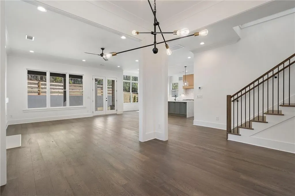 262 Green Hill Road Ne, Sandy Springs, Georgia 30342, 4 Bedrooms Bedrooms, ,3 BathroomsBathrooms,Residential,Sold,262 Green Hill Road Ne,7534064