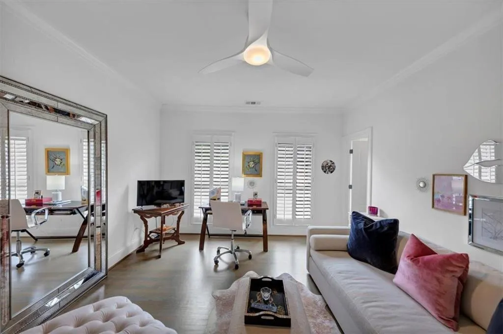 4222 Rickenbacker Drive Ne Unit 9, Atlanta, Georgia 30342, 4 Bedrooms Bedrooms, ,4 BathroomsBathrooms,Residential,For Sale,4222 Rickenbacker Drive Ne Unit 9,7594314