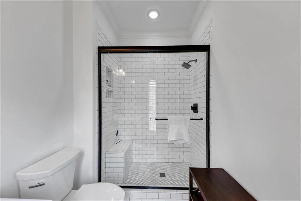 4222 Rickenbacker Drive Ne Unit 9, Atlanta, Georgia 30342, 4 Bedrooms Bedrooms, ,4 BathroomsBathrooms,Residential,For Sale,4222 Rickenbacker Drive Ne Unit 9,7594314
