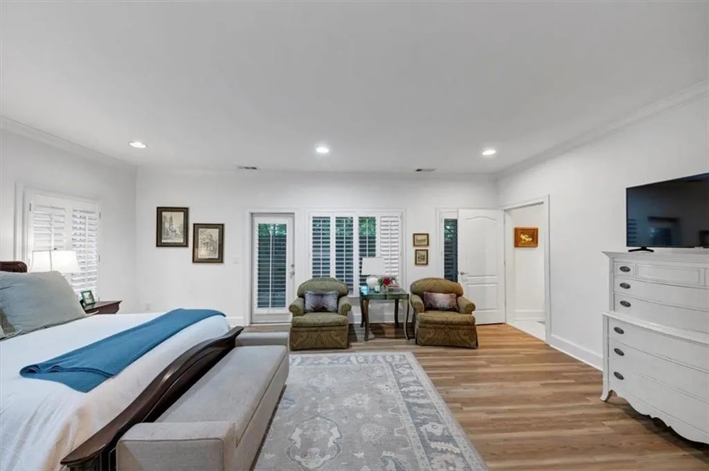 4222 Rickenbacker Drive Ne Unit 9, Atlanta, Georgia 30342, 4 Bedrooms Bedrooms, ,4 BathroomsBathrooms,Residential,For Sale,4222 Rickenbacker Drive Ne Unit 9,7594314