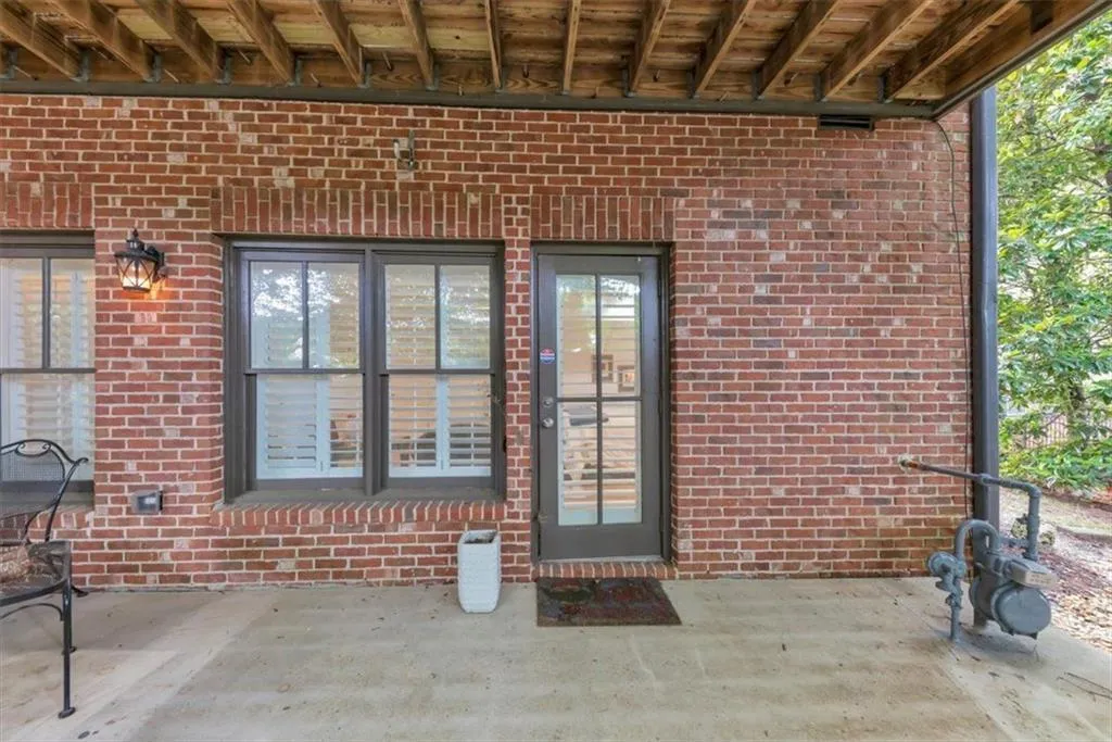 4222 Rickenbacker Drive Ne Unit 9, Atlanta, Georgia 30342, 4 Bedrooms Bedrooms, ,4 BathroomsBathrooms,Residential,For Sale,4222 Rickenbacker Drive Ne Unit 9,7594314