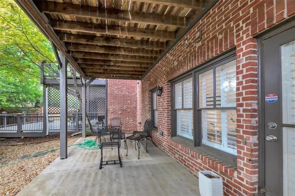 4222 Rickenbacker Drive Ne Unit 9, Atlanta, Georgia 30342, 4 Bedrooms Bedrooms, ,4 BathroomsBathrooms,Residential,For Sale,4222 Rickenbacker Drive Ne Unit 9,7594314
