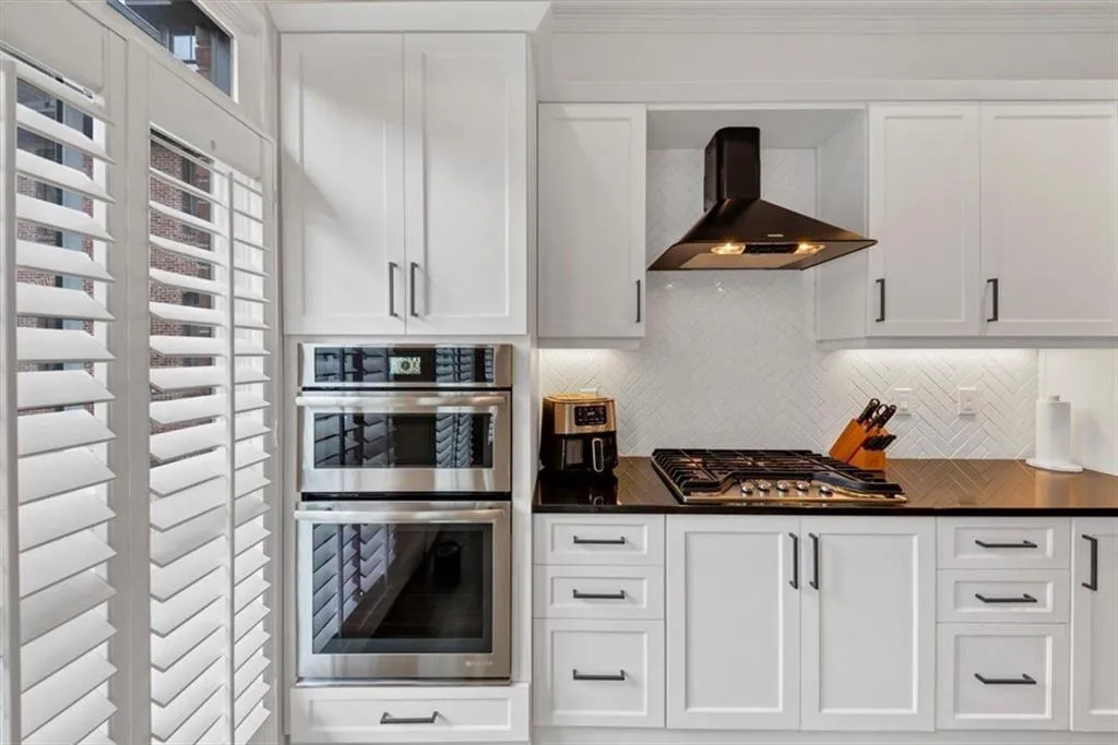 4222 Rickenbacker Drive Ne Unit 9, Atlanta, Georgia 30342, 4 Bedrooms Bedrooms, ,4 BathroomsBathrooms,Residential,For Sale,4222 Rickenbacker Drive Ne Unit 9,7594314