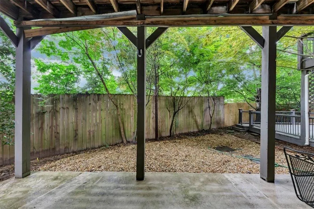 4222 Rickenbacker Drive Ne Unit 9, Atlanta, Georgia 30342, 4 Bedrooms Bedrooms, ,4 BathroomsBathrooms,Residential,For Sale,4222 Rickenbacker Drive Ne Unit 9,7594314