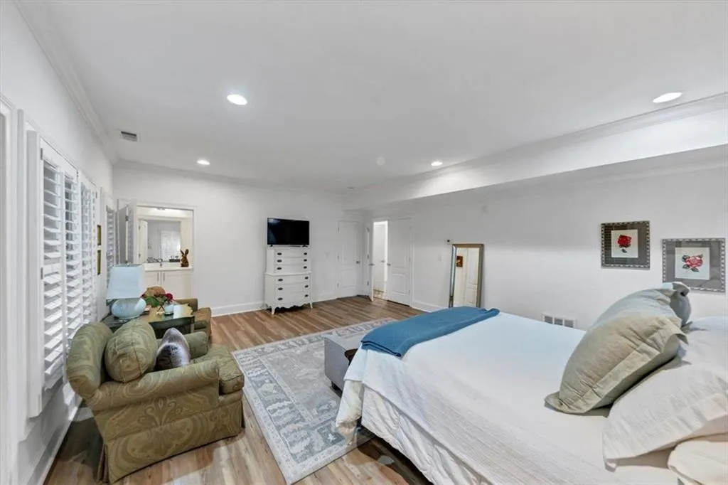 4222 Rickenbacker Drive Ne Unit 9, Atlanta, Georgia 30342, 4 Bedrooms Bedrooms, ,4 BathroomsBathrooms,Residential,For Sale,4222 Rickenbacker Drive Ne Unit 9,7594314