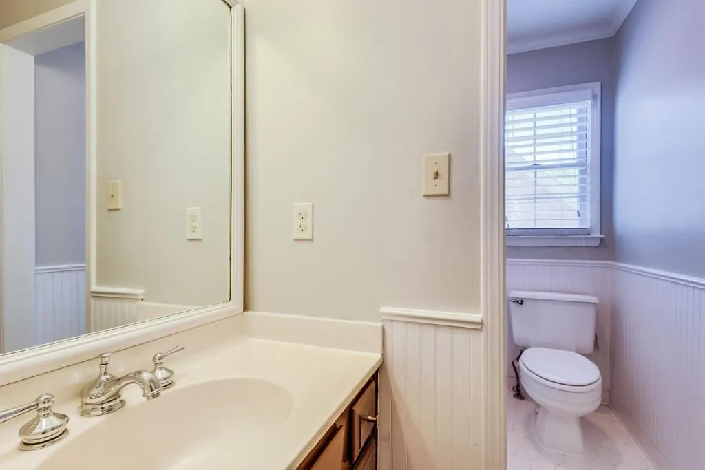 7910 Briar Villa Place, Sandy Springs, Georgia 30350, 3 Bedrooms Bedrooms, ,2 BathroomsBathrooms,Residential,Sold,7910 Briar Villa Place,5995049