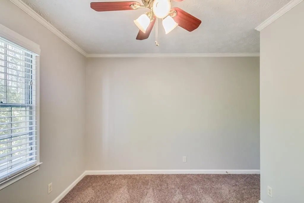 7910 Briar Villa Place, Sandy Springs, Georgia 30350, 3 Bedrooms Bedrooms, ,2 BathroomsBathrooms,Residential,Sold,7910 Briar Villa Place,5995049
