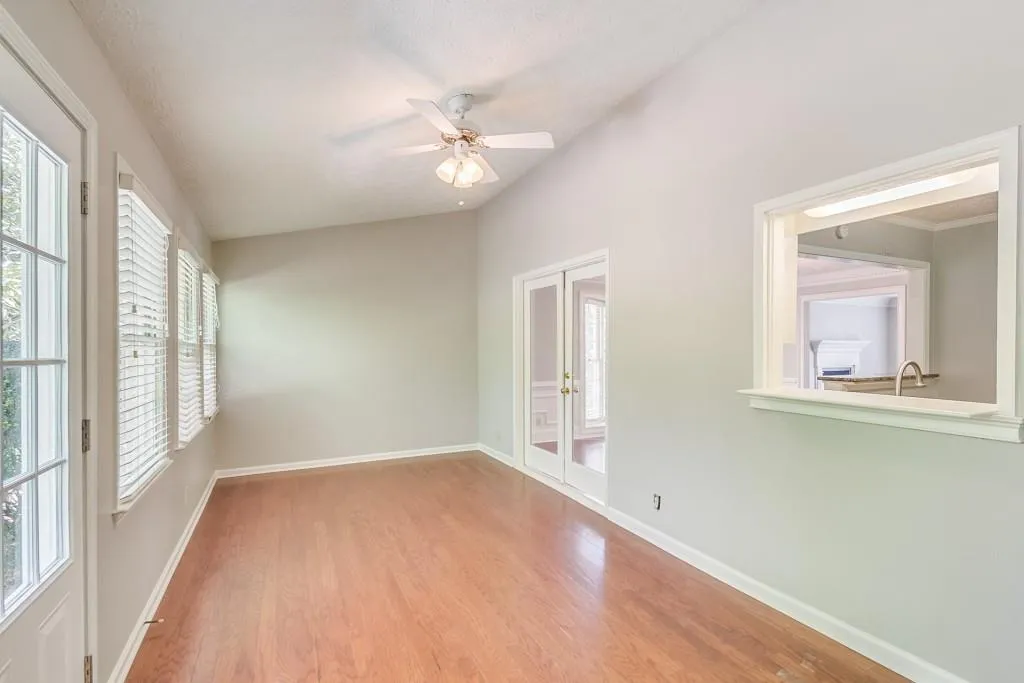 7910 Briar Villa Place, Sandy Springs, Georgia 30350, 3 Bedrooms Bedrooms, ,2 BathroomsBathrooms,Residential,Sold,7910 Briar Villa Place,5995049