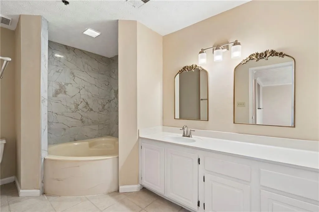 970 Sidney Marcus Boulevard Ne Unit 1509, Atlanta, Georgia 30324, 1 Bedroom Bedrooms, 0 ,1 BathroomBathrooms,Residential,For Sale,970 Sidney Marcus Boulevard Ne Unit 1509,7705055