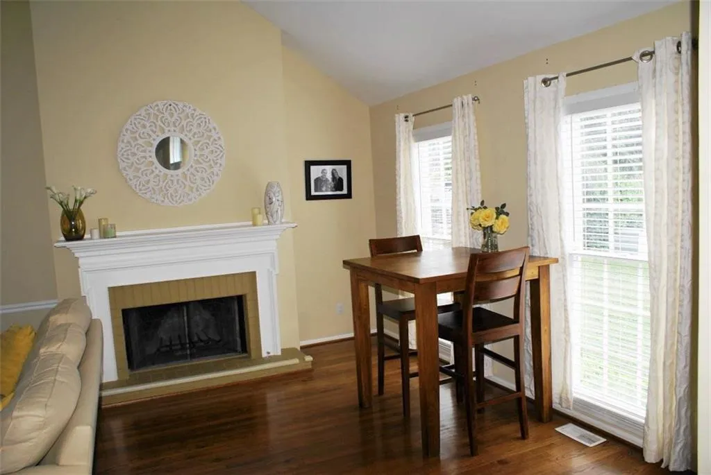 1078 Oakland Trace, Brookhaven, Georgia 30319, 3 Bedrooms Bedrooms, ,2 BathroomsBathrooms,Residential,Sold,1078 Oakland Trace,5806391