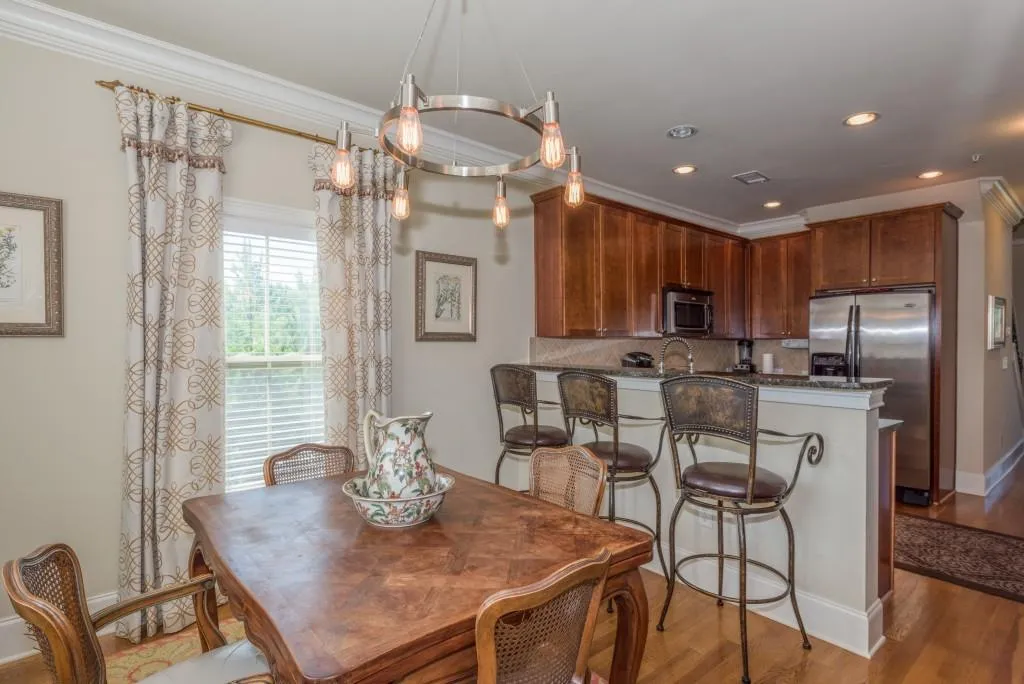 6404 Paulson Place Unit 6404, Atlanta, Georgia 30328, 2 Bedrooms Bedrooms, ,2 BathroomsBathrooms,Residential,Sold,6404 Paulson Place Unit 6404,5876201