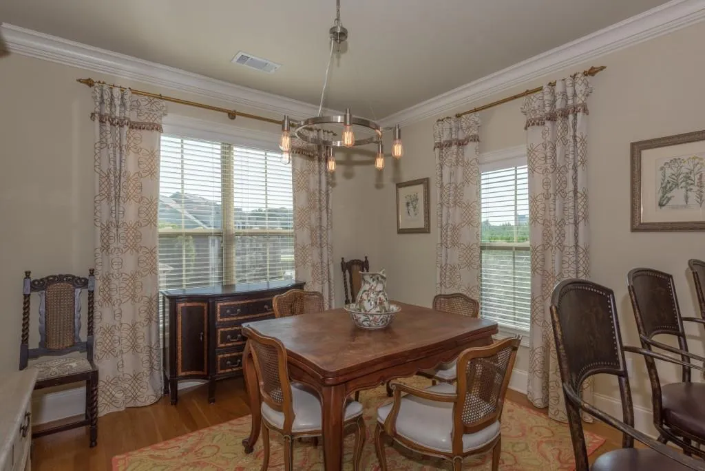6404 Paulson Place Unit 6404, Atlanta, Georgia 30328, 2 Bedrooms Bedrooms, ,2 BathroomsBathrooms,Residential,Sold,6404 Paulson Place Unit 6404,5876201