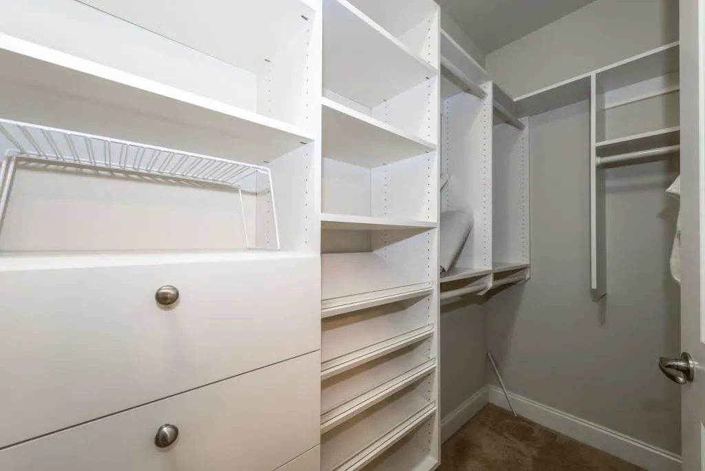 6404 Paulson Place Unit 6404, Atlanta, Georgia 30328, 2 Bedrooms Bedrooms, ,2 BathroomsBathrooms,Residential,Sold,6404 Paulson Place Unit 6404,5876201