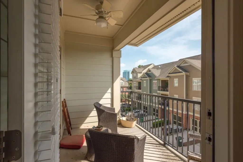 6404 Paulson Place Unit 6404, Atlanta, Georgia 30328, 2 Bedrooms Bedrooms, ,2 BathroomsBathrooms,Residential,Sold,6404 Paulson Place Unit 6404,5876201