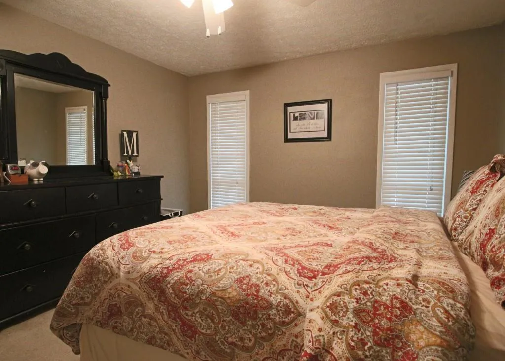 5145 Roswell Road Unit 7, Sandy Springs, Georgia 30342, 2 Bedrooms Bedrooms, ,1 BathroomBathrooms,Residential,Sold,5145 Roswell Road Unit 7,5851780