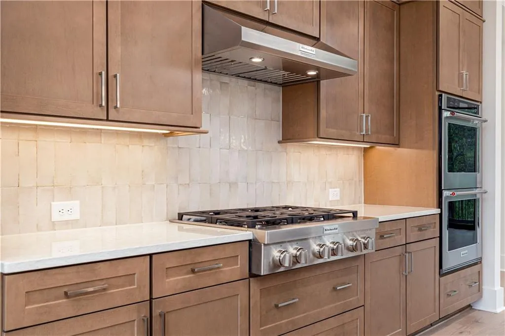 *Photo is not representative of actual property*