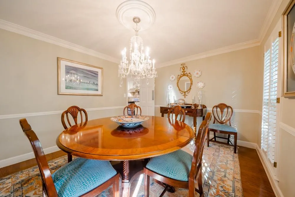 5130 Baroque Circle, Sandy Springs, Georgia 30342, 4 Bedrooms Bedrooms, ,3 BathroomsBathrooms,Residential,Sold,5130 Baroque Circle,6800875