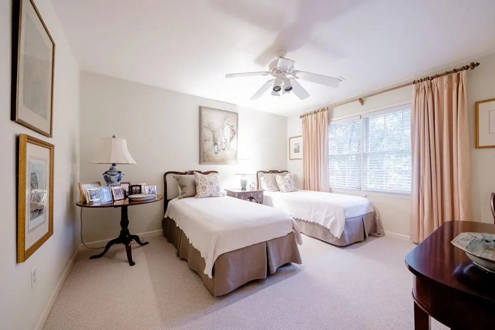 5130 Baroque Circle, Sandy Springs, Georgia 30342, 4 Bedrooms Bedrooms, ,3 BathroomsBathrooms,Residential,Sold,5130 Baroque Circle,6800875