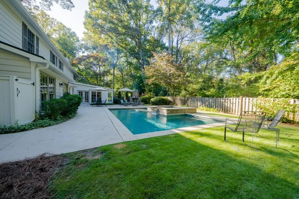 5130 Baroque Circle, Sandy Springs, Georgia 30342, 4 Bedrooms Bedrooms, ,3 BathroomsBathrooms,Residential,Sold,5130 Baroque Circle,6800875
