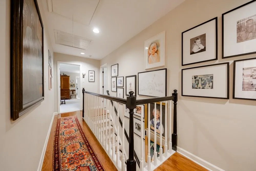5130 Baroque Circle, Sandy Springs, Georgia 30342, 4 Bedrooms Bedrooms, ,3 BathroomsBathrooms,Residential,Sold,5130 Baroque Circle,6800875