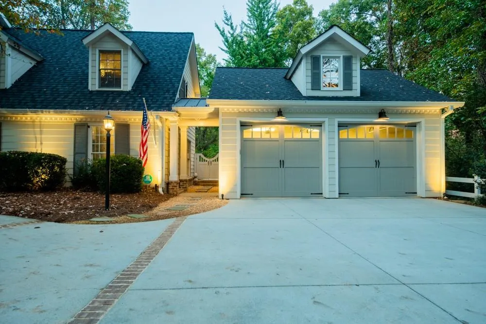 5130 Baroque Circle, Sandy Springs, Georgia 30342, 4 Bedrooms Bedrooms, ,3 BathroomsBathrooms,Residential,Sold,5130 Baroque Circle,6800875