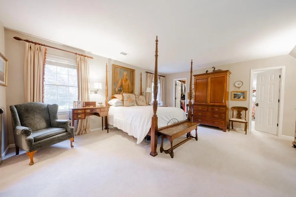 5130 Baroque Circle, Sandy Springs, Georgia 30342, 4 Bedrooms Bedrooms, ,3 BathroomsBathrooms,Residential,Sold,5130 Baroque Circle,6800875