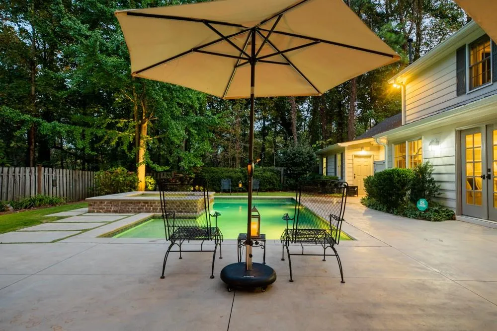 5130 Baroque Circle, Sandy Springs, Georgia 30342, 4 Bedrooms Bedrooms, ,3 BathroomsBathrooms,Residential,Sold,5130 Baroque Circle,6800875
