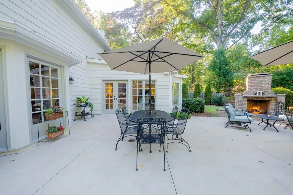 5130 Baroque Circle, Sandy Springs, Georgia 30342, 4 Bedrooms Bedrooms, ,3 BathroomsBathrooms,Residential,Sold,5130 Baroque Circle,6800875