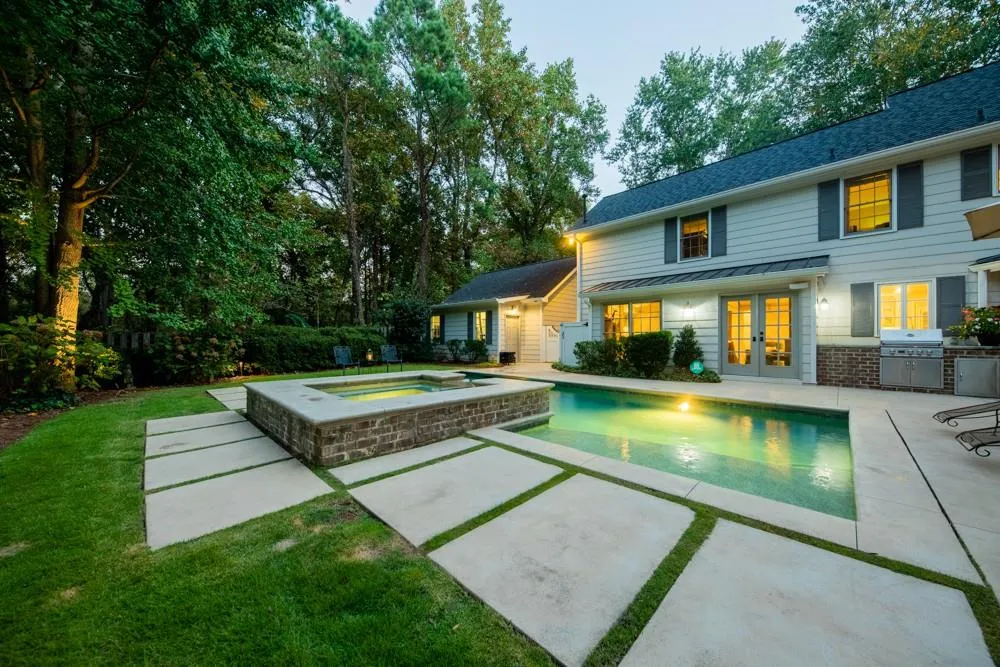 5130 Baroque Circle, Sandy Springs, Georgia 30342, 4 Bedrooms Bedrooms, ,3 BathroomsBathrooms,Residential,Sold,5130 Baroque Circle,6800875