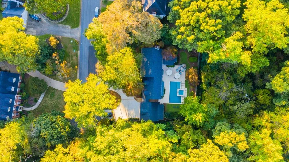 5130 Baroque Circle, Sandy Springs, Georgia 30342, 4 Bedrooms Bedrooms, ,3 BathroomsBathrooms,Residential,Sold,5130 Baroque Circle,6800875