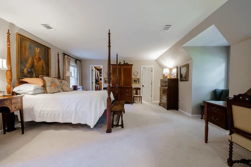 5130 Baroque Circle, Sandy Springs, Georgia 30342, 4 Bedrooms Bedrooms, ,3 BathroomsBathrooms,Residential,Sold,5130 Baroque Circle,6800875