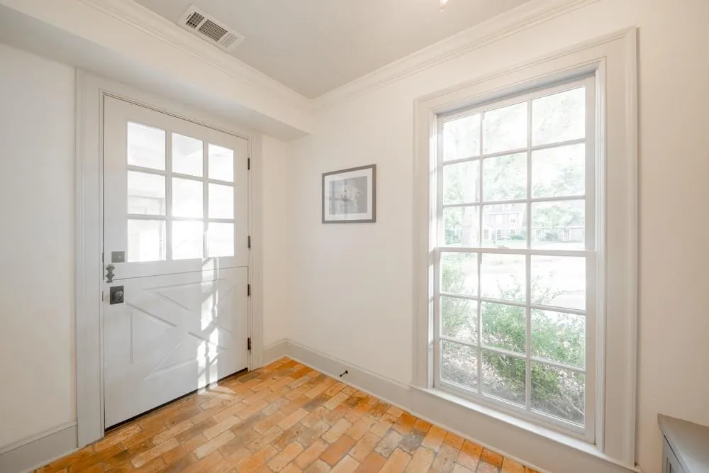 5130 Baroque Circle, Sandy Springs, Georgia 30342, 4 Bedrooms Bedrooms, ,3 BathroomsBathrooms,Residential,Sold,5130 Baroque Circle,6800875