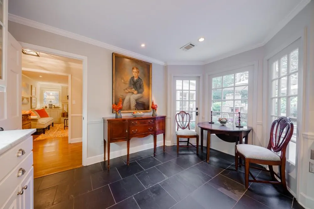 5130 Baroque Circle, Sandy Springs, Georgia 30342, 4 Bedrooms Bedrooms, ,3 BathroomsBathrooms,Residential,Sold,5130 Baroque Circle,6800875