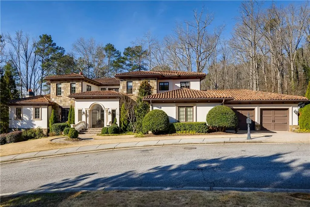 7081 Canonbury Place, Atlanta, Georgia 30328, 6 Bedrooms Bedrooms, ,7 BathroomsBathrooms,Residential,Sold,7081 Canonbury Place,6515510