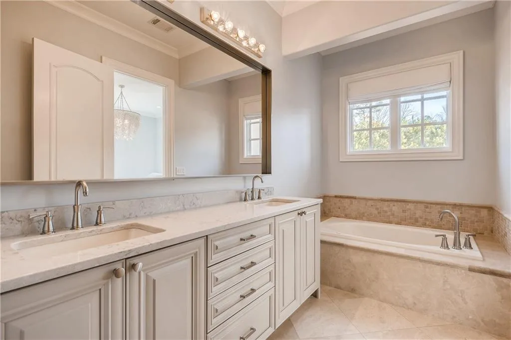 7081 Canonbury Place, Atlanta, Georgia 30328, 6 Bedrooms Bedrooms, ,7 BathroomsBathrooms,Residential,Sold,7081 Canonbury Place,6515510