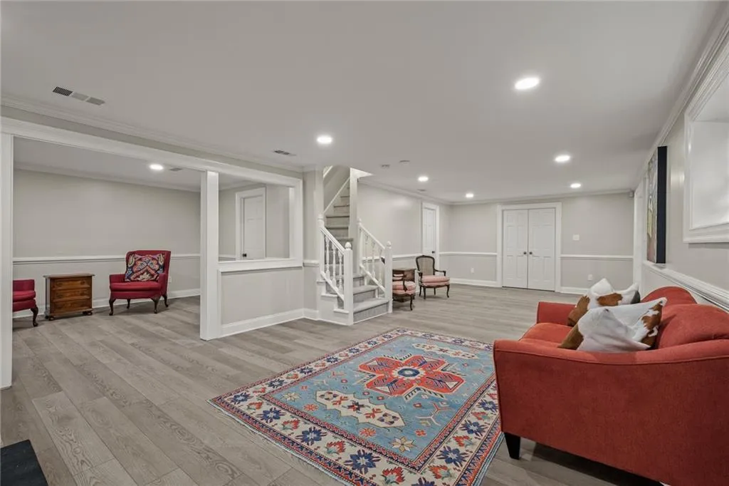 8120 Tynecastle Drive, Sandy Springs, Georgia 30350, 4 Bedrooms Bedrooms, ,3 BathroomsBathrooms,Residential,Sold,8120 Tynecastle Drive,6948274