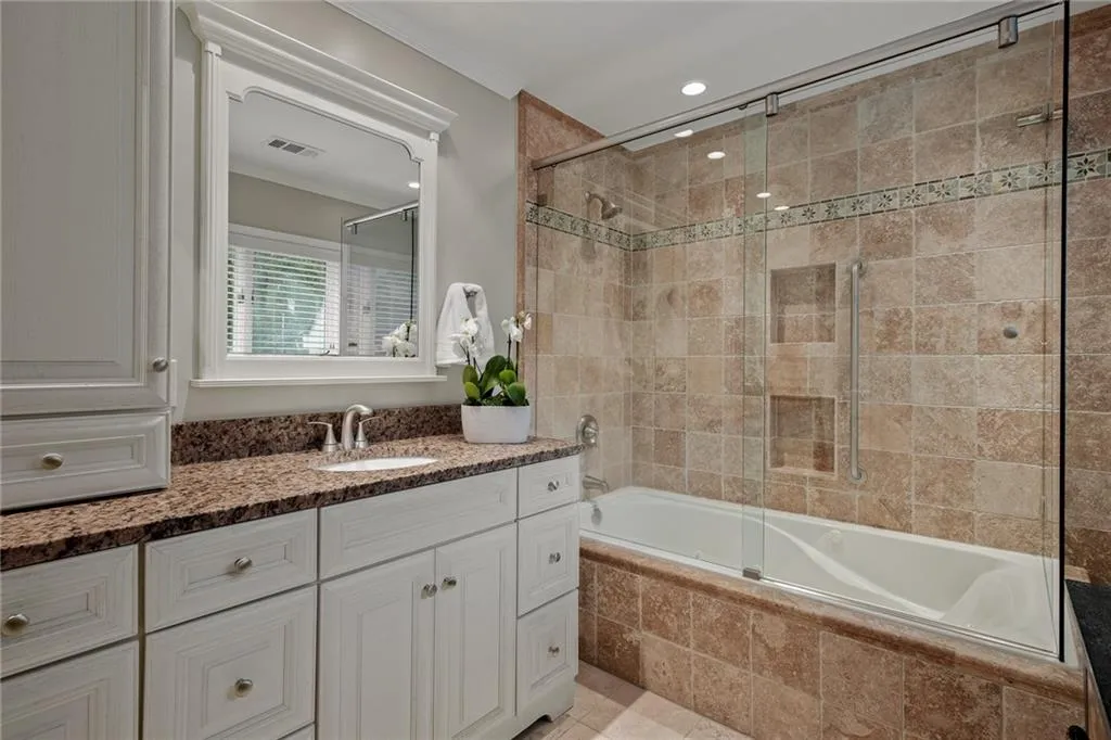 8120 Tynecastle Drive, Sandy Springs, Georgia 30350, 4 Bedrooms Bedrooms, ,3 BathroomsBathrooms,Residential,Sold,8120 Tynecastle Drive,6948274