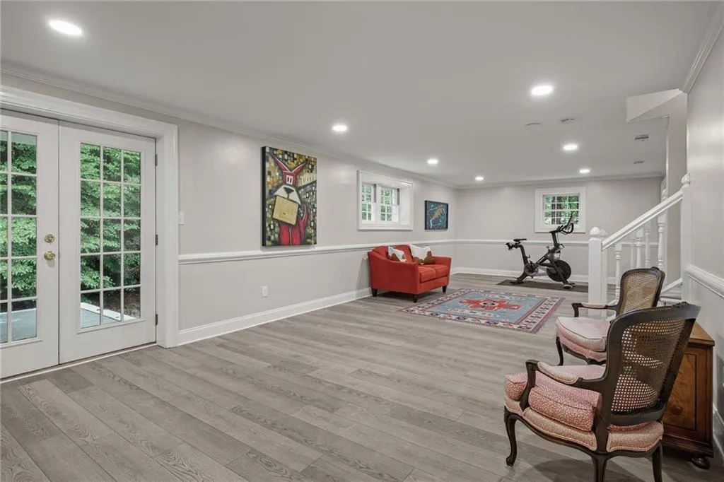 8120 Tynecastle Drive, Sandy Springs, Georgia 30350, 4 Bedrooms Bedrooms, ,3 BathroomsBathrooms,Residential,Sold,8120 Tynecastle Drive,6948274