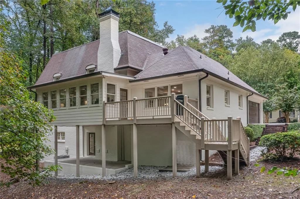 8120 Tynecastle Drive, Sandy Springs, Georgia 30350, 4 Bedrooms Bedrooms, ,3 BathroomsBathrooms,Residential,Sold,8120 Tynecastle Drive,6948274