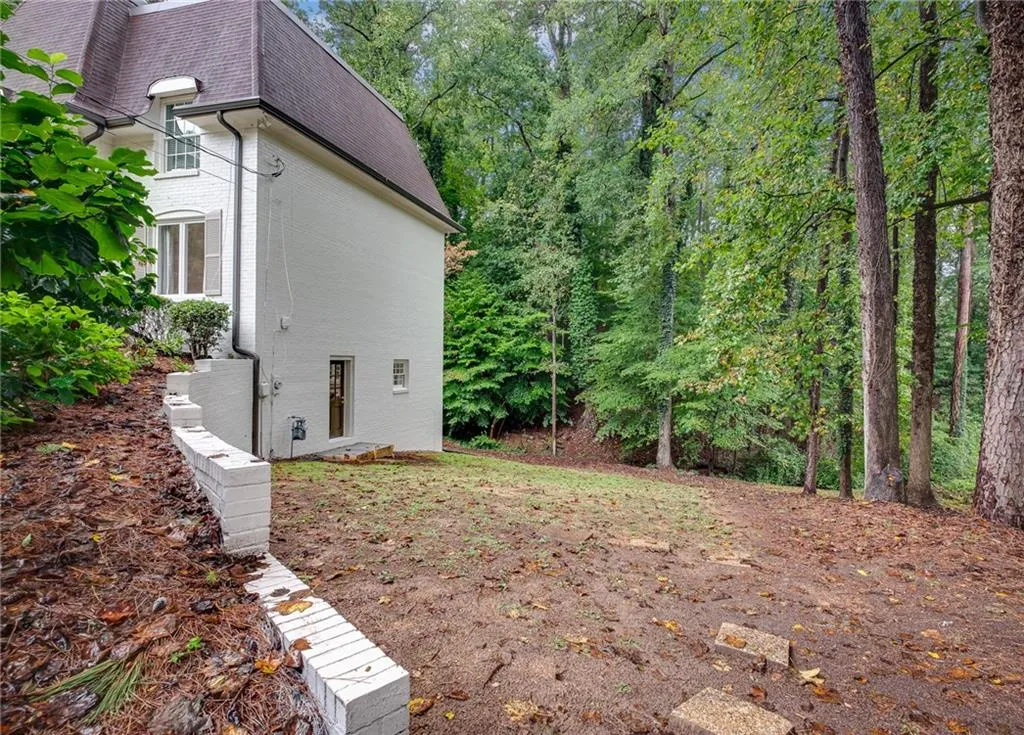 8120 Tynecastle Drive, Sandy Springs, Georgia 30350, 4 Bedrooms Bedrooms, ,3 BathroomsBathrooms,Residential,Sold,8120 Tynecastle Drive,6948274