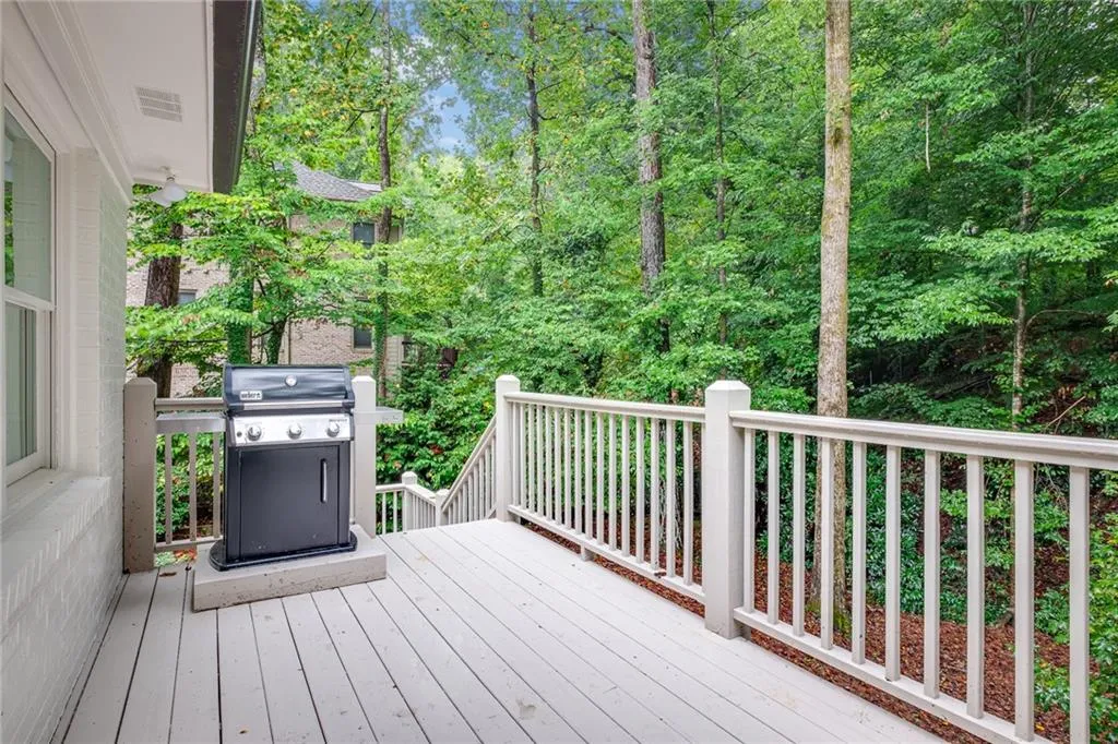 8120 Tynecastle Drive, Sandy Springs, Georgia 30350, 4 Bedrooms Bedrooms, ,3 BathroomsBathrooms,Residential,Sold,8120 Tynecastle Drive,6948274