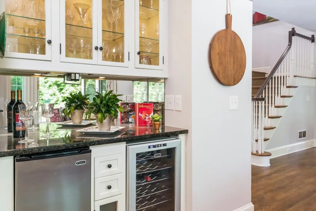 145 Woodchase Court Ne, Atlanta, Georgia 30319, 3 Bedrooms Bedrooms, ,3 BathroomsBathrooms,Residential,Sold,145 Woodchase Court Ne,6035595