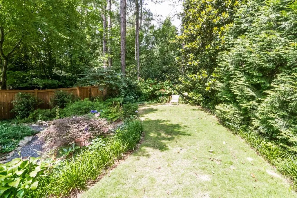 145 Woodchase Court Ne, Atlanta, Georgia 30319, 3 Bedrooms Bedrooms, ,3 BathroomsBathrooms,Residential,Sold,145 Woodchase Court Ne,6035595